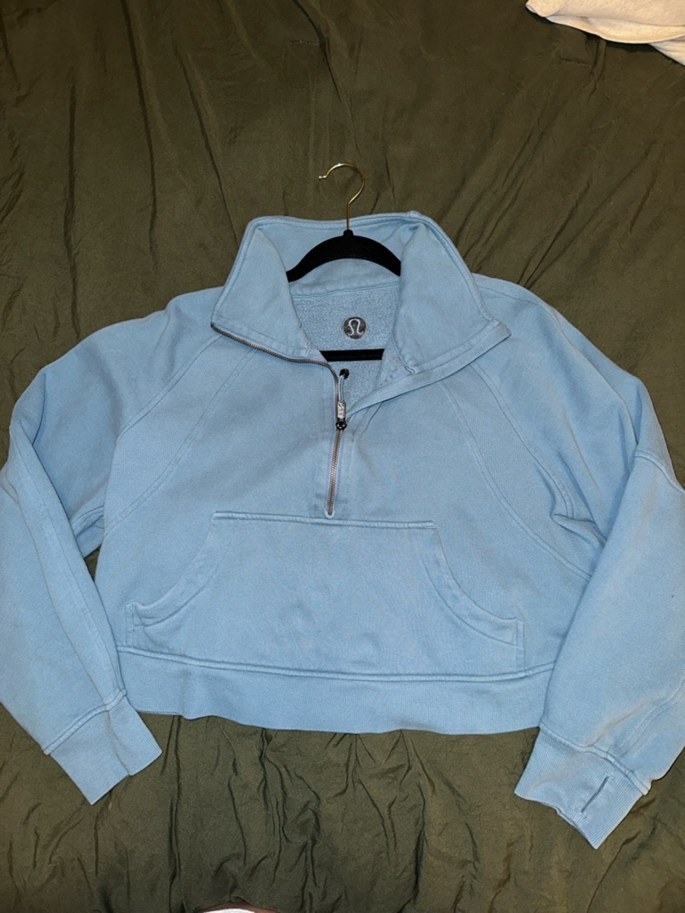 Lululemon Cropped Funnel Neck Scuba
Blue M/L